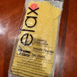 NOT FOR SALE! EXFOLIATING WASH CLOTH PRICE FIRM
